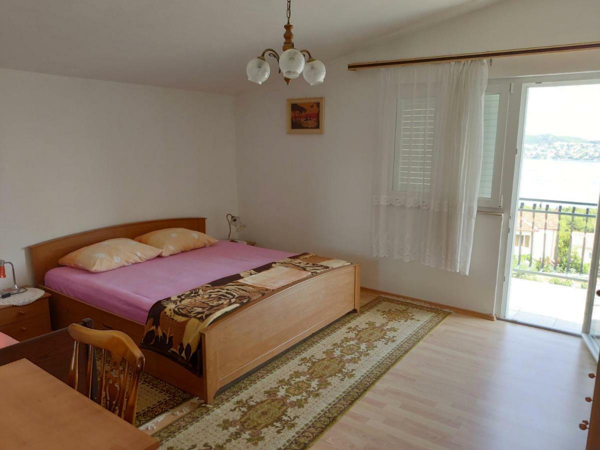 Eva Apartment 1 Trogir Eksteriør bilde